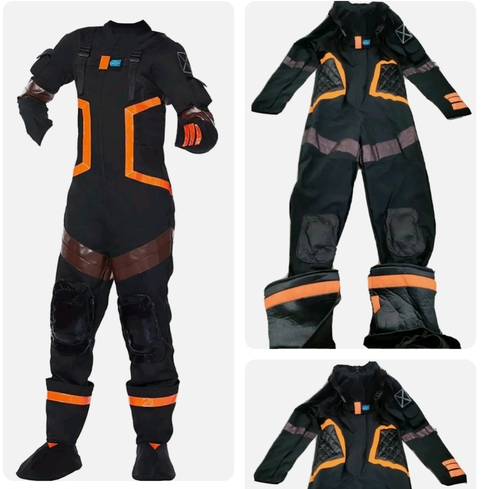 NEW Spirit Halloween Fortnite Dark Voyager Costume. Mens Adult L (Unisex)